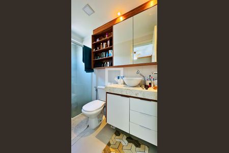 Apartamento à venda com 58m², 2 quartos e 1 vaga Apartamento à venda com 58m², 2 quartos e 1 vagaBanheiro da Suíte