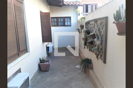 Casa à venda com 295m², 3 quartos e 4 vagas