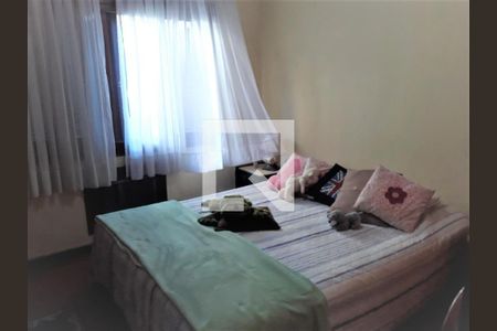 Casa à venda com 3 quartos, 295m² em Vila Ipiranga, Porto Alegre