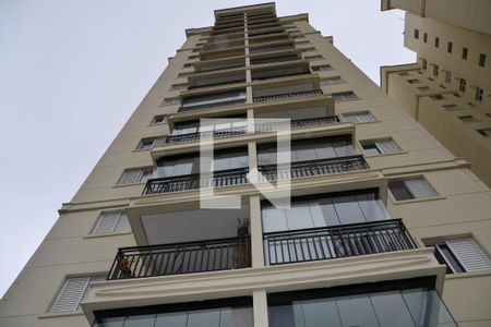 Apartamento para alugar com 60m², 2 quartos e 1 vaga Apartamento para alugar com 60m², 2 quartos e 1 vagaFachada