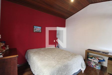 Casa à venda com 120m², 2 quartos e 2 vagasSuíte 2