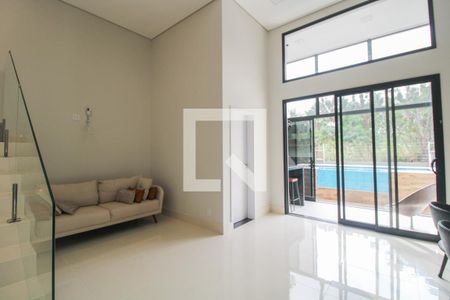 Sala de casa de condomínio à venda com 3 quartos, 235m² em Parque Rural Fazenda Santa Cândida, Campinas