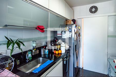 Apartamento à venda com 96m², 2 quartos e 2 vagasCozinha