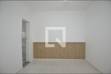 Quarto 1Suite de casa para alugar com 2 quartos, 79m² em Vista Alegre, Rio de Janeiro