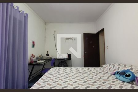 Casa à venda com 244m², 3 quartos e 5 vagasQuarto 2