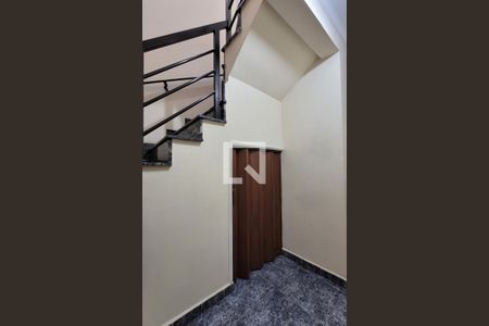 Casa à venda com 244m², 3 quartos e 5 vagasCorredor