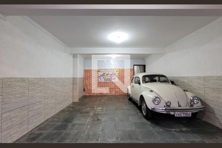 Casa à venda com 244m², 3 quartos e 5 vagasGaragem