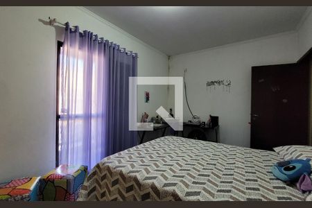 Casa à venda com 244m², 3 quartos e 5 vagasQuarto 2