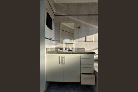 Casa à venda com 244m², 3 quartos e 5 vagasBanheiro da suíte