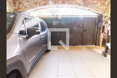 Casa à venda com 280m², 4 quartos e 2 vagasGaragem