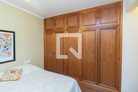 Apartamento para alugar com 370m², 6 quartos e 3 vagas Apartamento para alugar com 370m², 6 quartos e 3 vagasSuíte 2 - Armário