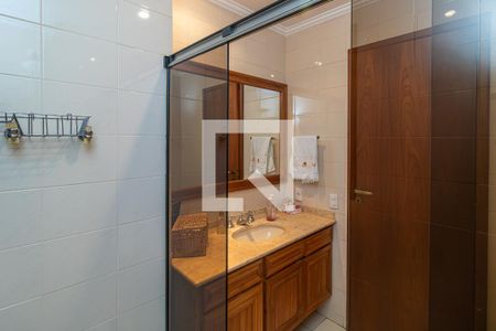 Apartamento para alugar com 370m², 6 quartos e 3 vagas Apartamento para alugar com 370m², 6 quartos e 3 vagasBanheiro da Suíte 3