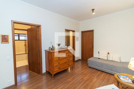 Apartamento para alugar com 370m², 6 quartos e 3 vagas Apartamento para alugar com 370m², 6 quartos e 3 vagasHall - Quartos