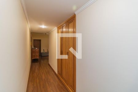 Apartamento para alugar com 370m², 6 quartos e 3 vagas Apartamento para alugar com 370m², 6 quartos e 3 vagasCorredor - Quartos