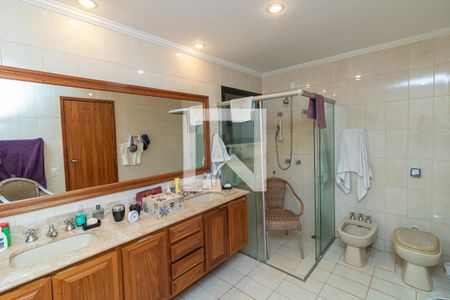 Apartamento para alugar com 370m², 6 quartos e 3 vagas Apartamento para alugar com 370m², 6 quartos e 3 vagasSuíte Principal - Banheiro