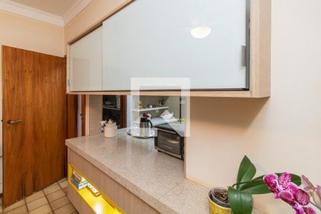 Apartamento para alugar com 370m², 6 quartos e 3 vagas Apartamento para alugar com 370m², 6 quartos e 3 vagasCopa - Armários