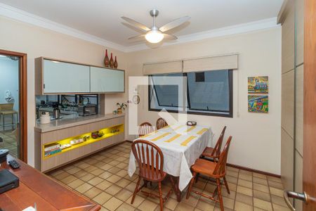 Apartamento para alugar com 370m², 6 quartos e 3 vagas Apartamento para alugar com 370m², 6 quartos e 3 vagasCopa