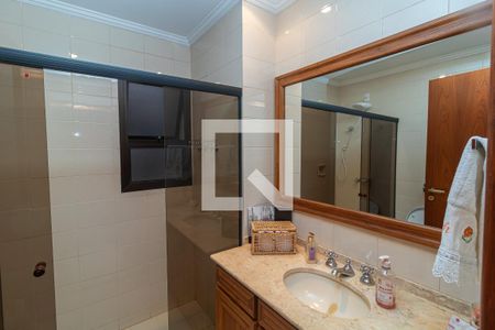 Apartamento para alugar com 370m², 6 quartos e 3 vagas Apartamento para alugar com 370m², 6 quartos e 3 vagasBanheiro da Suíte 3