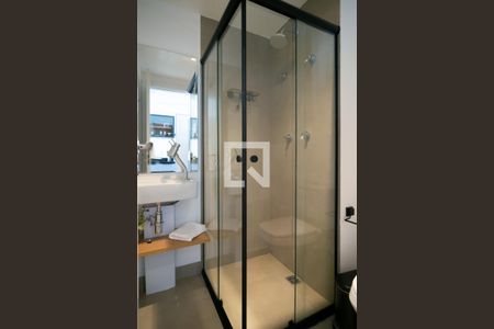 Studio para alugar com 28m², 0 quarto e 1 vaga Studio para alugar com 28m², 0 quarto e 1 vagaBanheiro Studio