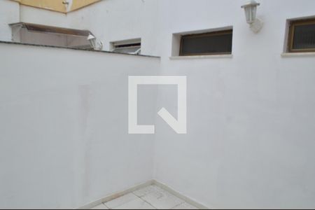Casa de condomínio para alugar com 160m², 3 quartos e 2 vagas Casa de condomínio para alugar com 160m², 3 quartos e 2 vagasTerraço do Quarto 1