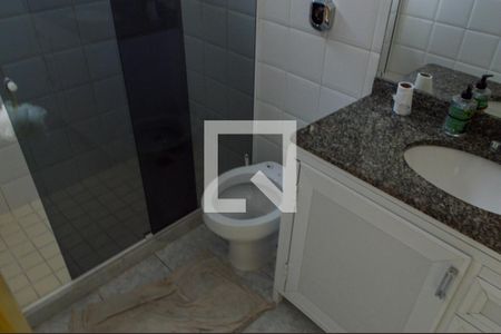 Casa de condomínio para alugar com 160m², 3 quartos e 2 vagas Casa de condomínio para alugar com 160m², 3 quartos e 2 vagasBanheiro