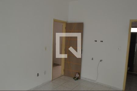 Casa de condomínio para alugar com 160m², 3 quartos e 2 vagas Casa de condomínio para alugar com 160m², 3 quartos e 2 vagasSuíte