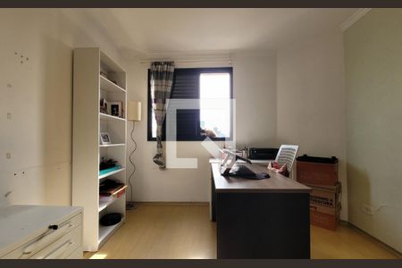 Apartamento à venda com 120m², 3 quartos e 3 vagasQuarto 2