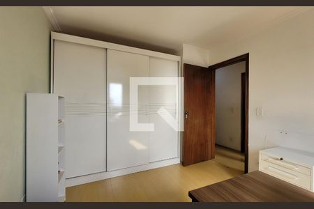 Apartamento à venda com 120m², 3 quartos e 3 vagasQuarto 2