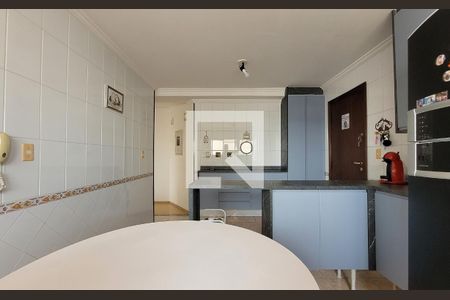 Apartamento à venda com 120m², 3 quartos e 3 vagasCozinha