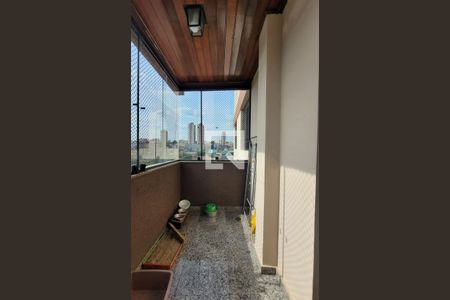 Apartamento à venda com 120m², 3 quartos e 3 vagasSacada