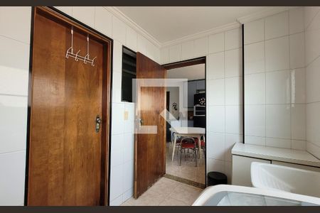 Apartamento à venda com 120m², 3 quartos e 3 vagasLavanderia