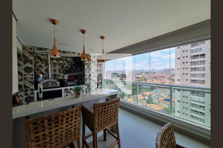 Apartamento à venda com 197m², 3 quartos e 3 vagas Apartamento à venda com 197m², 3 quartos e 3 vagasVaranda Gourmet