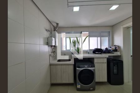 Apartamento à venda com 197m², 3 quartos e 3 vagas Apartamento à venda com 197m², 3 quartos e 3 vagasÁrea de Serviço
