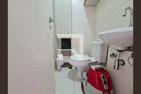 Apartamento à venda com 197m², 3 quartos e 3 vagas Apartamento à venda com 197m², 3 quartos e 3 vagasLavabo Area de Serviço