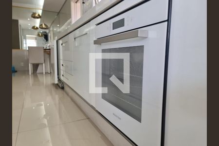 Apartamento à venda com 197m², 3 quartos e 3 vagas Apartamento à venda com 197m², 3 quartos e 3 vagasCozinha