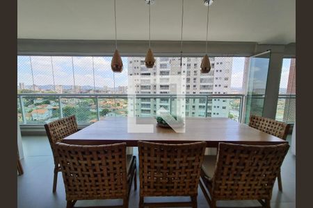 Apartamento à venda com 197m², 3 quartos e 3 vagas Apartamento à venda com 197m², 3 quartos e 3 vagasVaranda Gourmet