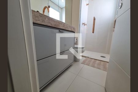 Apartamento à venda com 197m², 3 quartos e 3 vagas Apartamento à venda com 197m², 3 quartos e 3 vagasBanheiro da Suíte 2