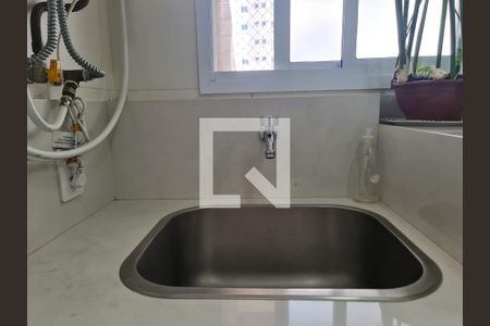 Apartamento à venda com 197m², 3 quartos e 3 vagas Apartamento à venda com 197m², 3 quartos e 3 vagasÁrea de Serviço