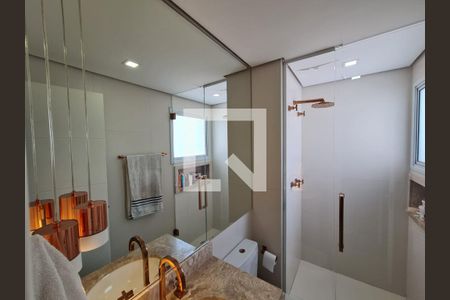Apartamento à venda com 197m², 3 quartos e 3 vagas Apartamento à venda com 197m², 3 quartos e 3 vagasBanheiro da Suíte 2