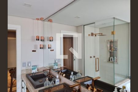 Apartamento à venda com 197m², 3 quartos e 3 vagas Apartamento à venda com 197m², 3 quartos e 3 vagasBanheiro da Suíte 1