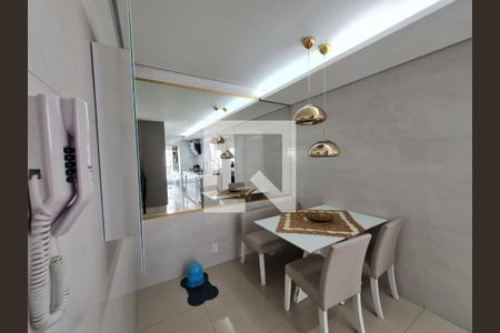 Apartamento à venda com 197m², 3 quartos e 3 vagas Apartamento à venda com 197m², 3 quartos e 3 vagasCozinha