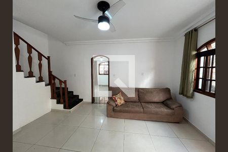 Sala de casa de condomínio para alugar com 4 quartos, 259m² em Todos Os Santos, Rio de Janeiro