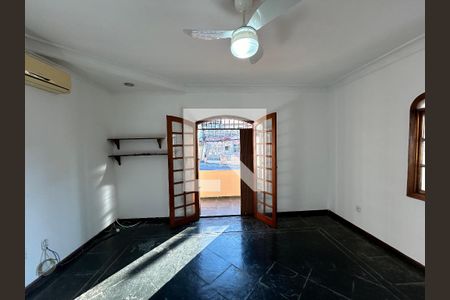 Quarto 1 de casa de condomínio para alugar com 4 quartos, 259m² em Todos Os Santos, Rio de Janeiro