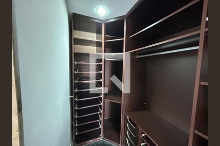 Closet de casa de condomínio para alugar com 4 quartos, 259m² em Todos Os Santos, Rio de Janeiro