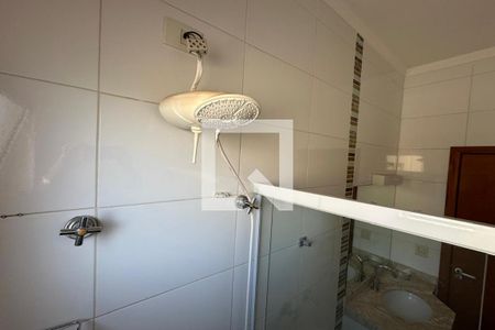 Apartamento para alugar com 61m², 2 quartos e 1 vaga Apartamento para alugar com 61m², 2 quartos e 1 vagaBanheiro da Suíte
