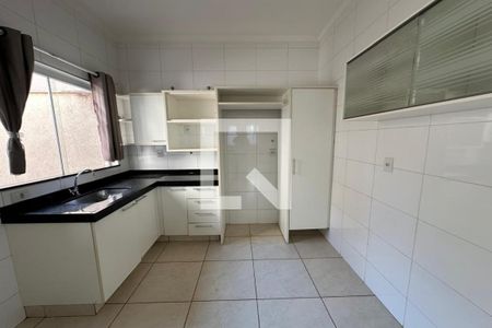 Apartamento para alugar com 61m², 2 quartos e 1 vaga Apartamento para alugar com 61m², 2 quartos e 1 vagaCozinha