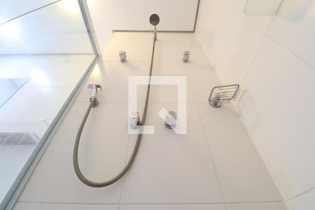 Apartamento à venda com 83m², 3 quartos e 2 vagasDetalhe do Banheiro da Suite