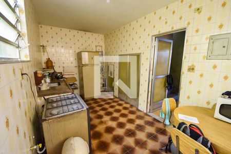 Casa à venda com 185m², 4 quartos e 3 vagas Casa à venda com 185m², 4 quartos e 3 vagasCozinha