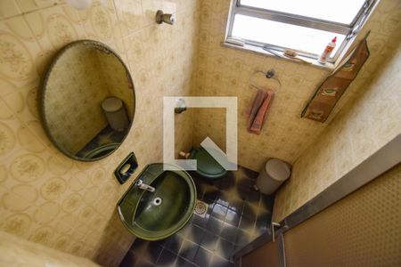 Casa à venda com 185m², 4 quartos e 3 vagas Casa à venda com 185m², 4 quartos e 3 vagasLavabo