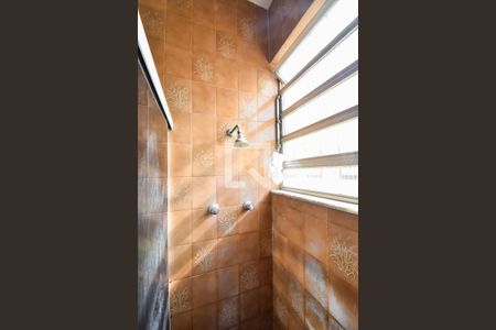 Casa à venda com 185m², 4 quartos e 3 vagas Casa à venda com 185m², 4 quartos e 3 vagasBanheiro Social